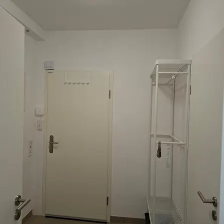 Schoene 3 In Ruhiger Lage アパート ヴッパータール
